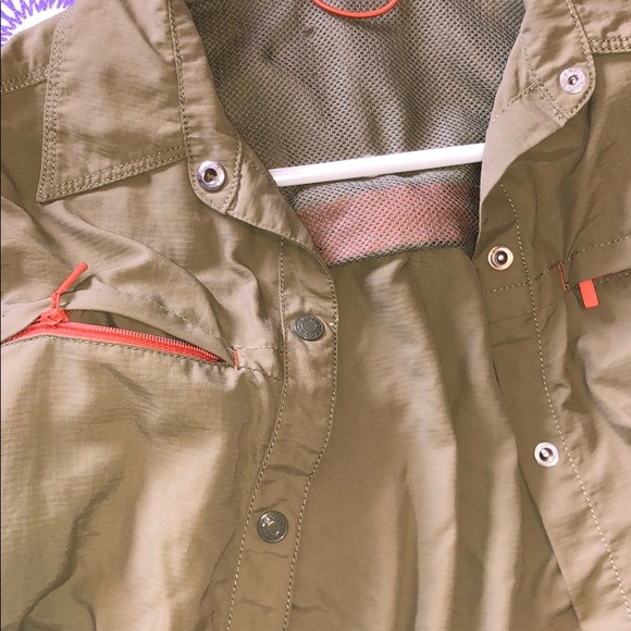 Jacket - Picture 3 of 6